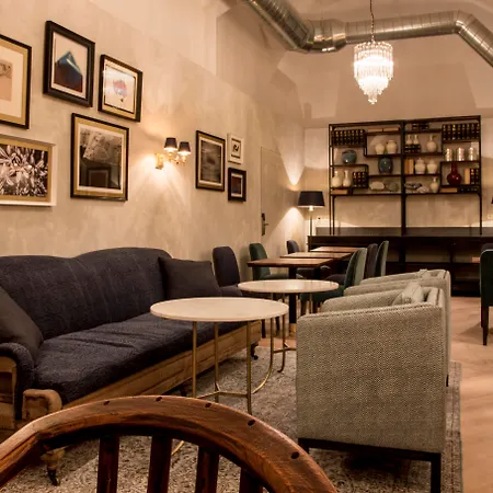 Hotel Midmost 4*