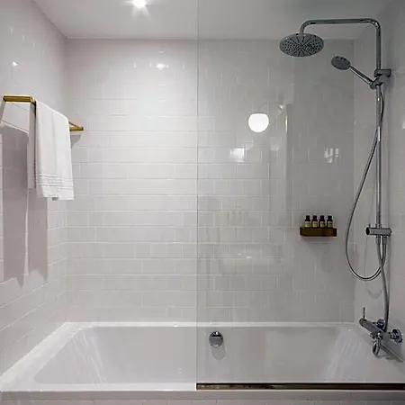 Hotel Midmost By Majestic Group 4*