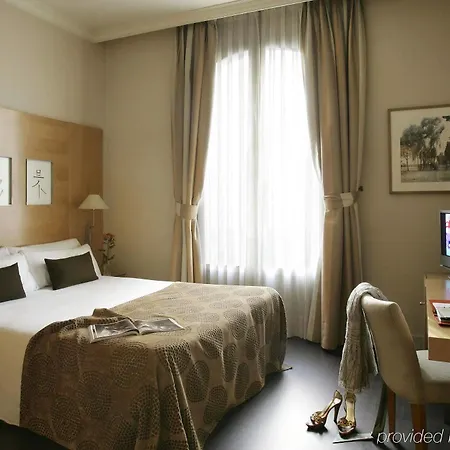 Midmost Hotel 4*