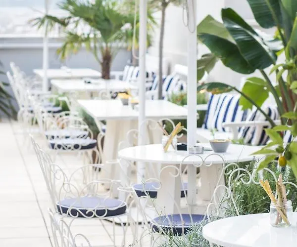 Midmost By Majestic Group Hotel 4*