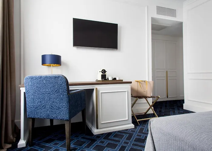 Hotel Midmost By Majestic Group