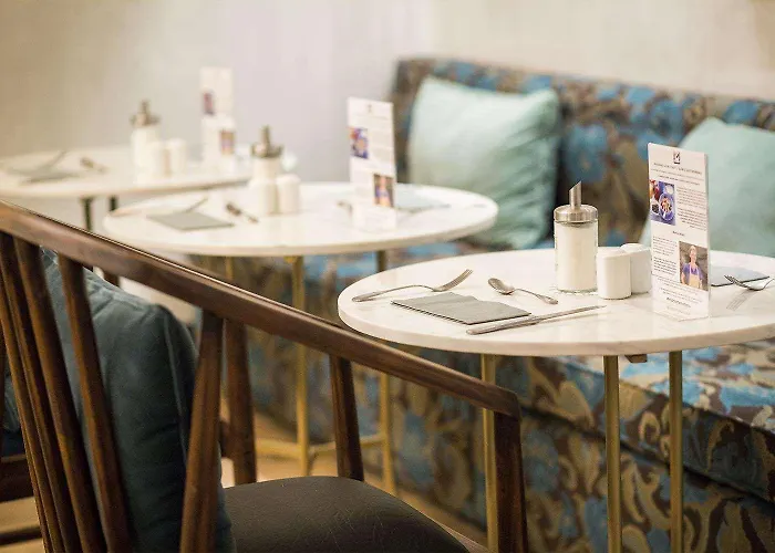 Hotel Midmost By Majestic Group 4*