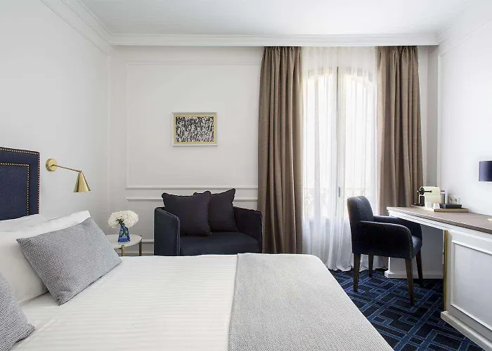 Midmost By Majestic Group Hotel