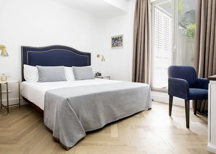 Midmost By Majestic Group Hotel 4*