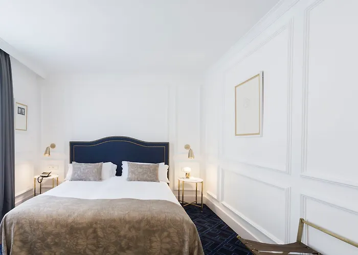 Hotel Midmost By Majestic Group 4*