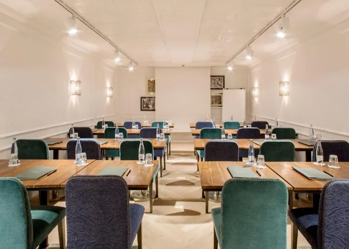 Midmost By Majestic Group Hotel 4*