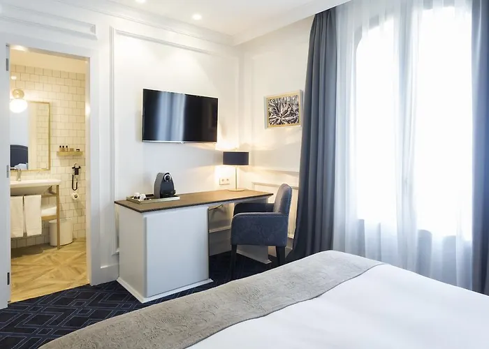 Hotel Midmost By Majestic Group 4*